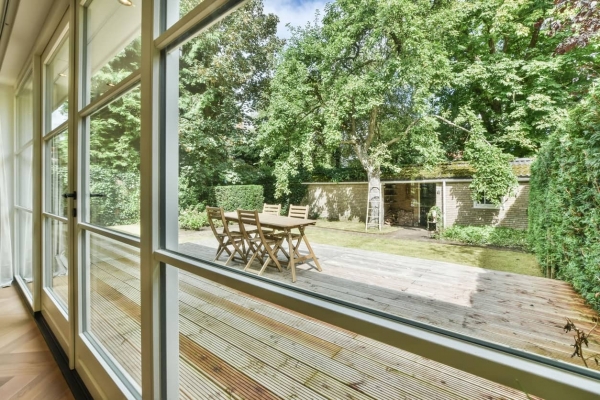 Glas, vom Boden bis zur Decke mit Sprossen weiß | Glasroyal